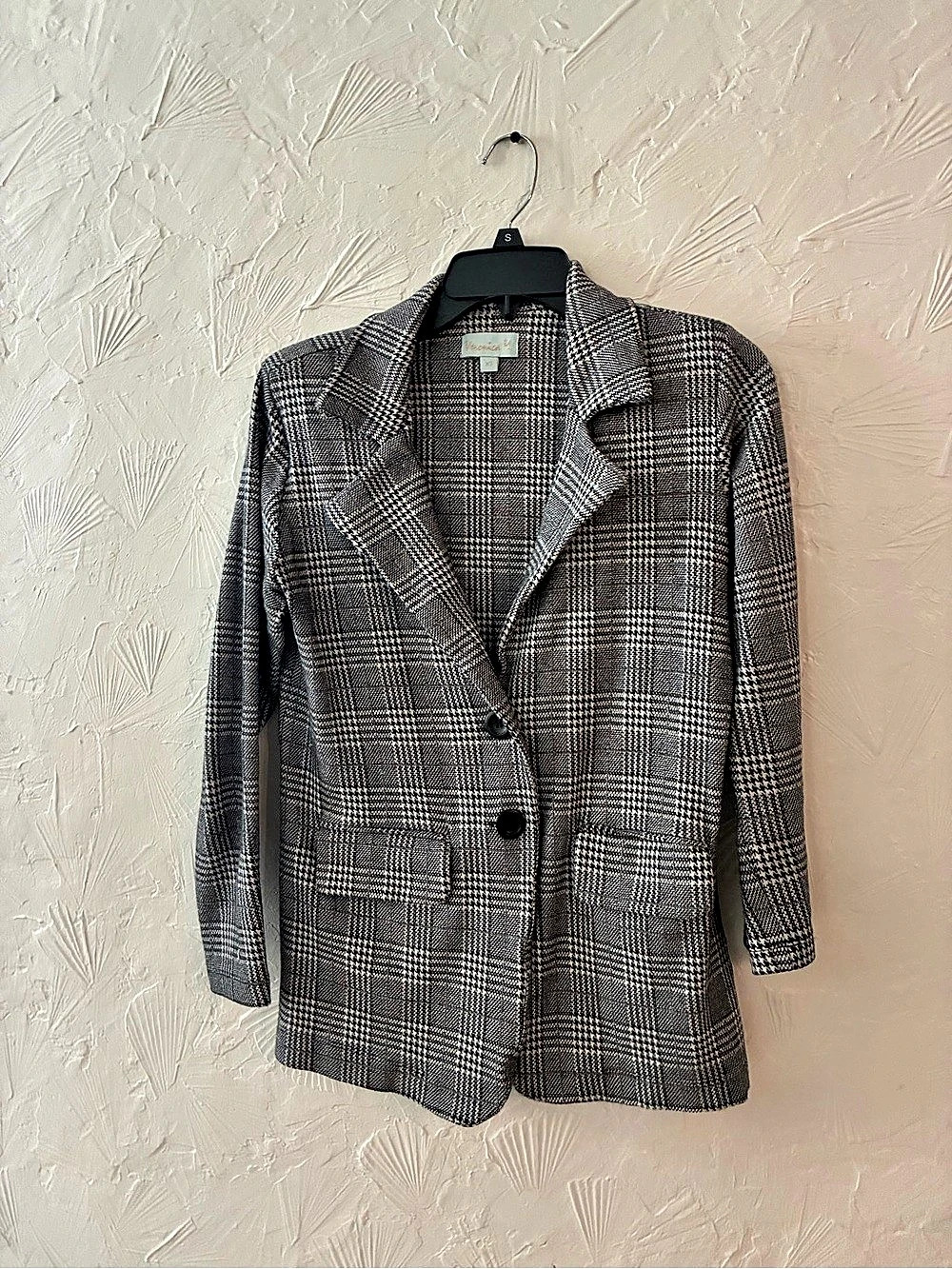 Veronica M Women's Plaid Blazer in Gray & Black